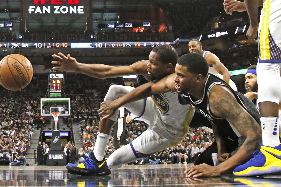 4、达成篮板6000+里程碑