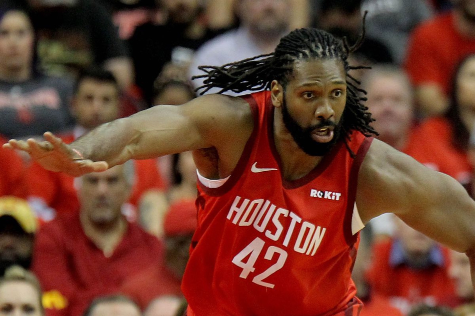 2、内内-希拉里奥