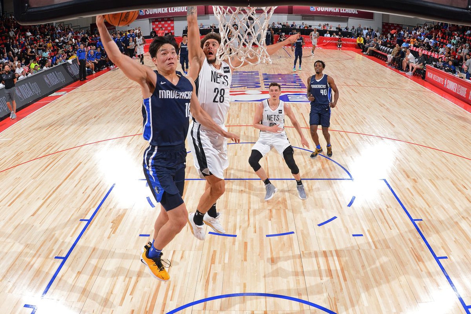 独行侠签过的日本LBJ恋情曝光！跟美女演员同居 相差7岁的姐弟恋