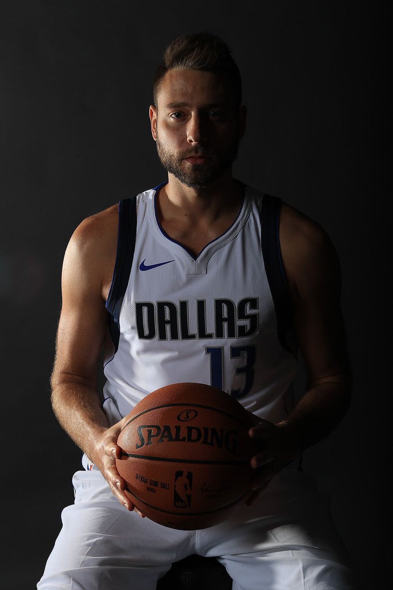 4、约什-麦克罗伯茨