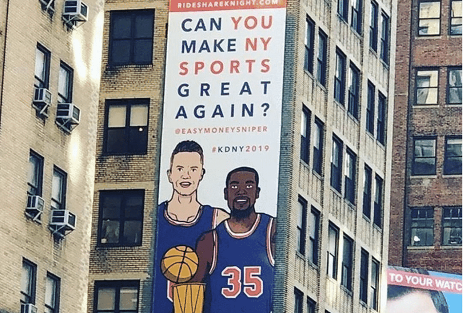 纽约街头出现很多小广告！他们上次这么干就被杜兰特打脸了