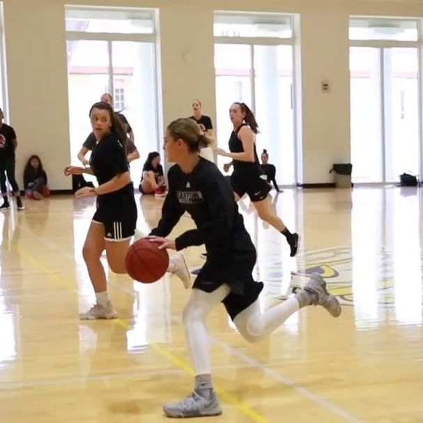 美国版赤木晴子!汤神绯闻女友这波颜值给几分?