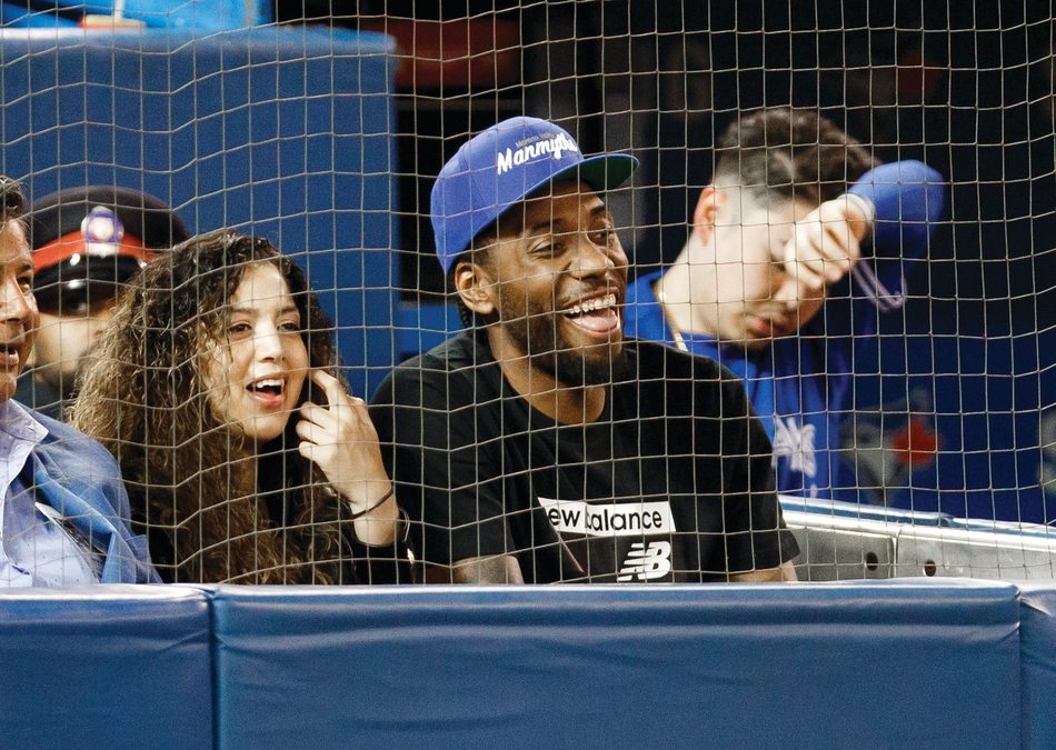 曝小卡和女友已秘密结婚！俩人迎来第2个孩子 姐姐发全家福又秒删