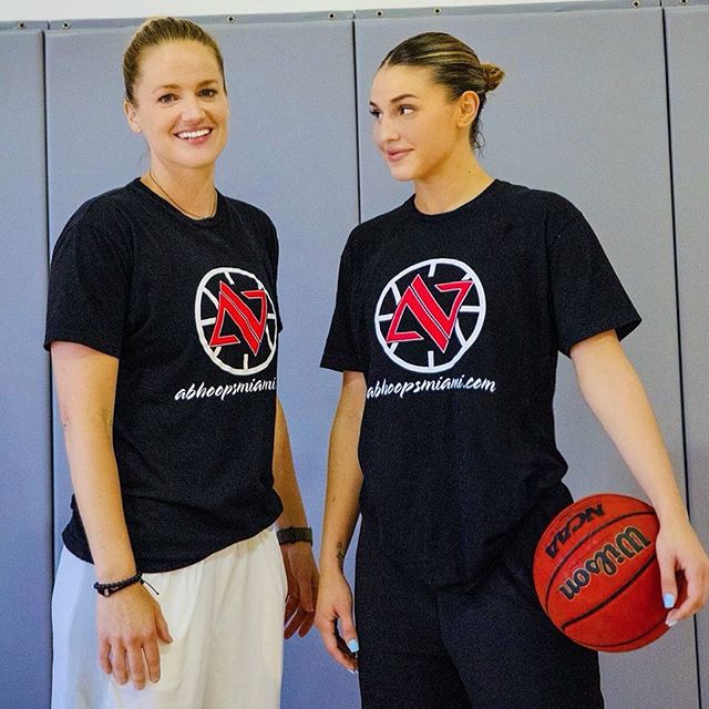 美国版赤木晴子!汤神绯闻女友这波颜值给几分?