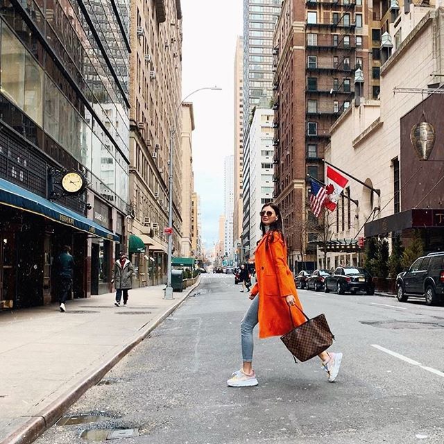 湖人最悔恨的交易!他不仅带走天赋 还把联盟TOP3极品美女带到死敌