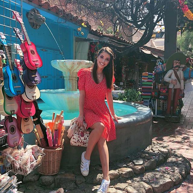 意大利炮天生衣架子 女友是比基尼模特 不爱卡戴珊的一定爱这款