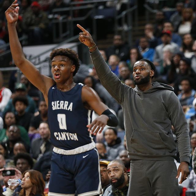 詹姆斯晒出布朗尼多张童年照 祝大儿子16岁生日快乐