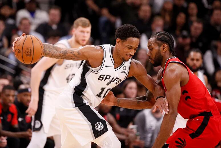 NBA道德绑架的故事：卡特不退役有罪！新星夸一句麦蒂被科蜜围剿