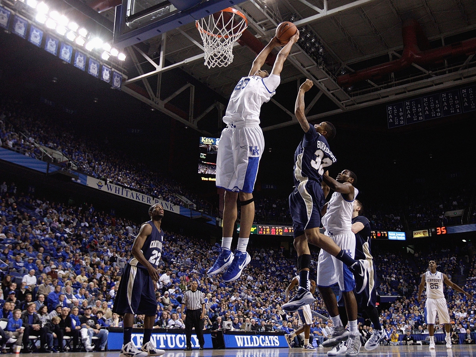 1、2012年肯塔基大学的安东尼・戴维斯