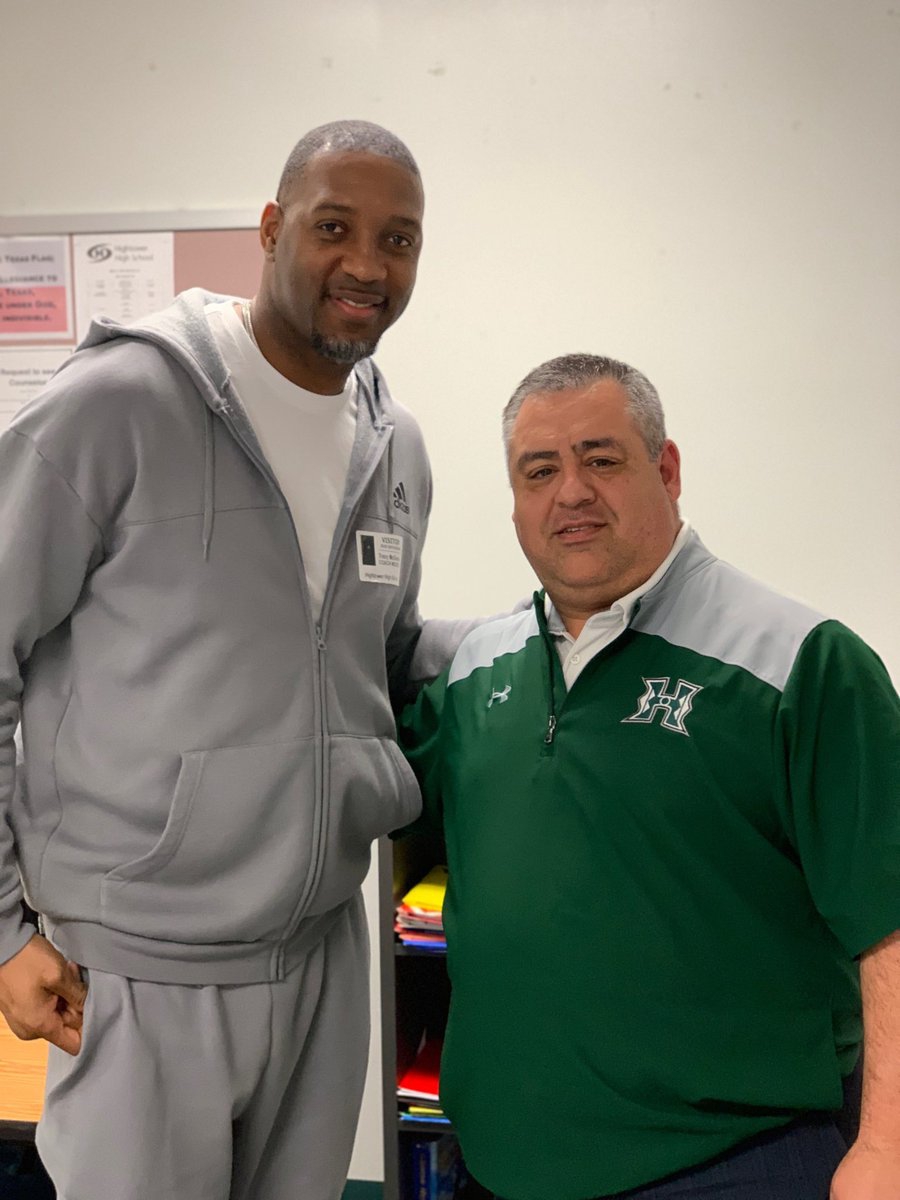 麦蒂的胡子白了好多