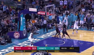 15、2019年11月23日，拉文13记三分球击败黄蜂