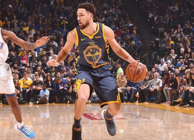 勇士的中文球衣