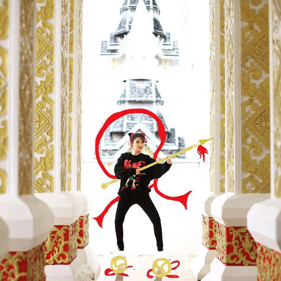 杜兰特铁粉变身哪吒！大嫂徐冬冬最新写真俏皮迷人