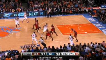 6、詹姆斯抢断安东尼一条龙暴扣