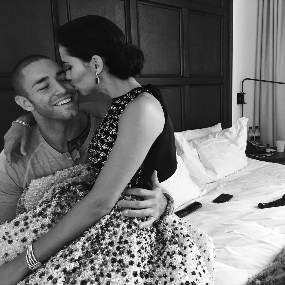 詹娜的偶像 资历最硬的维密天使!她想为NBA帅哥生4个孩子却留遗憾