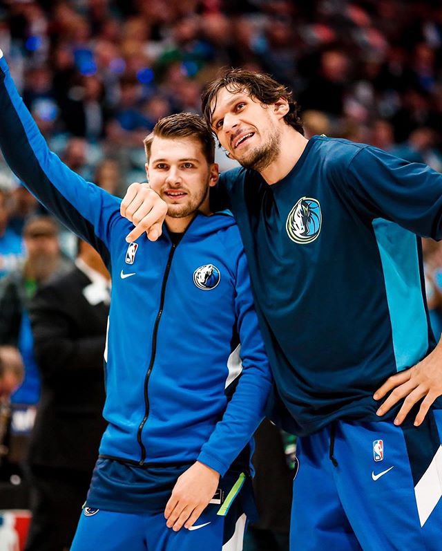 东契奇晒照回顾本赛季：打进全明星首发 绝杀快船 当面致敬科比