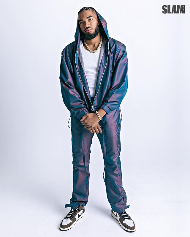 唐斯布克拉塞尔合体！穿名宿复古球衣拍写真 新版风尘四侠三缺一