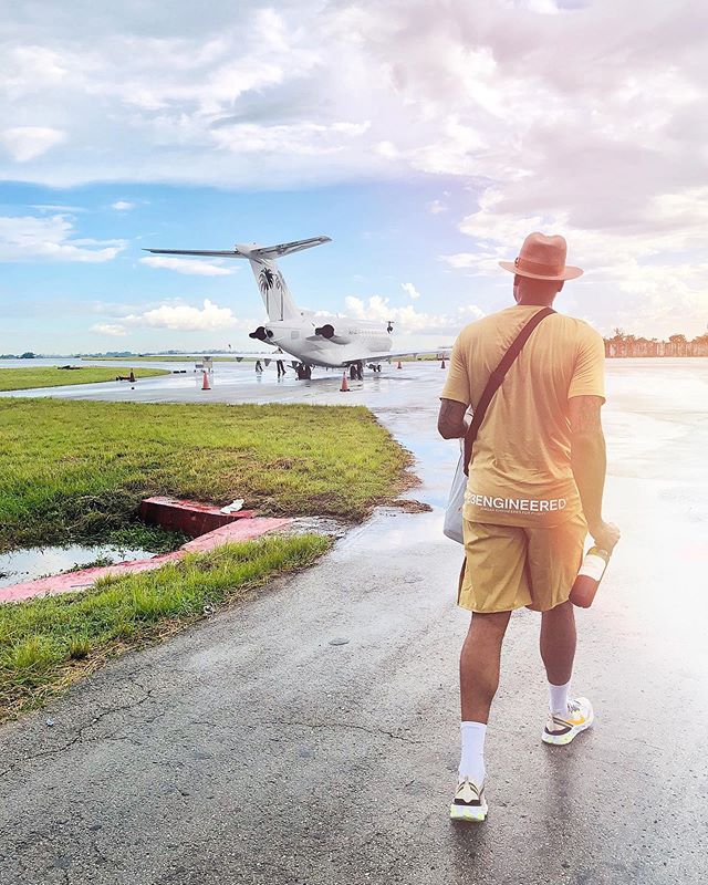 安东尼打不上球很悲惨？他现在的生活能让99%的男人流口水！