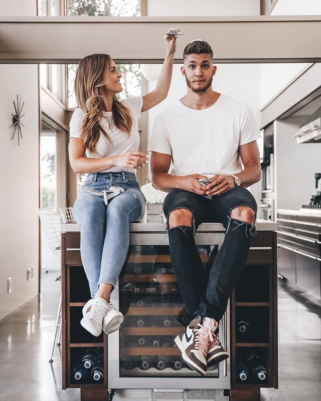 这可能是NBA颜值最高的CP 美妻左右开弓比莱昂纳德还准