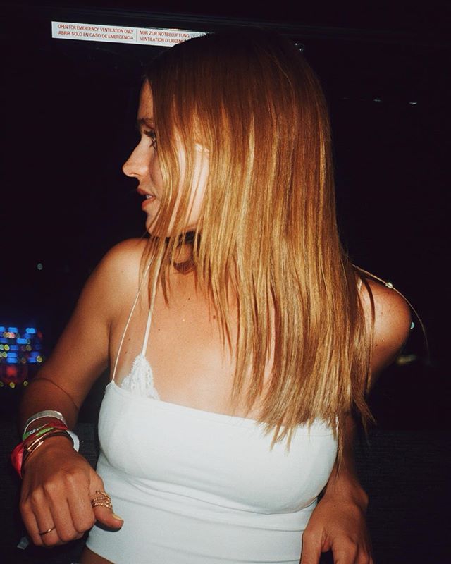 字母哥少东家的最新性感写真！NBA头号白富美 18岁征服上万网友