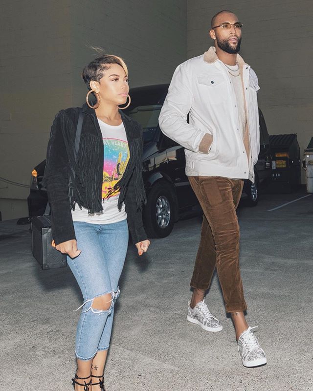 考辛斯大婚娇妻太美了！伤病没耽误考神迎亲 半个NBA圈子都来贺喜