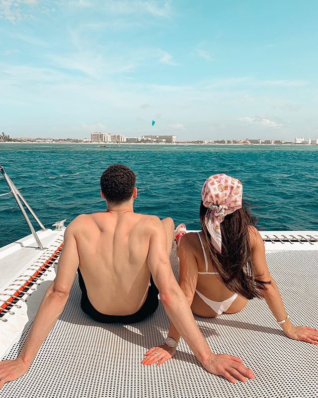 一股清流！有钱有颜的当红小生6年来零绯闻 美艳女友让他变痴情男