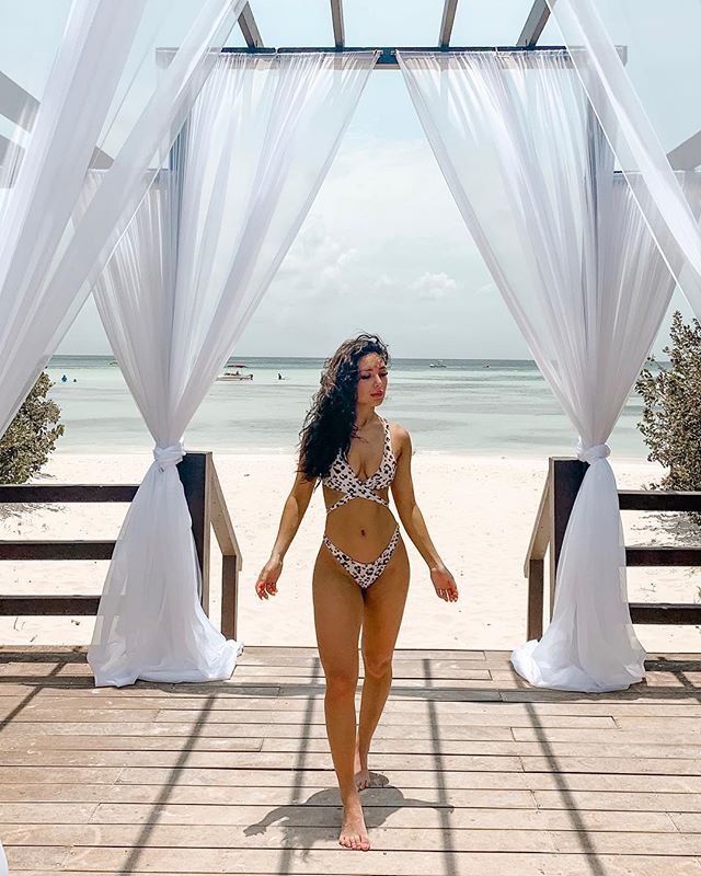 一股清流！有钱有颜的当红小生6年来零绯闻 美艳女友让他变痴情男