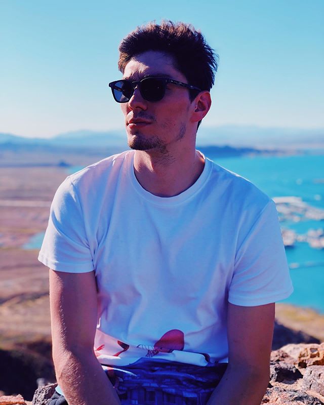 勒夫头回输在颜值！这对漫画里走出来的NBA情侣 简直是男女通吃！