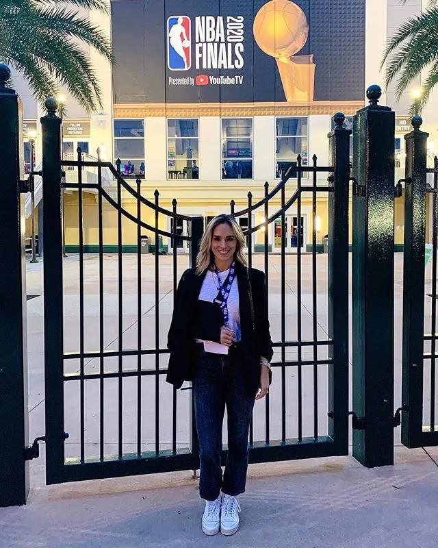 当世名帅真人赢！在自家拉拉队找对象 娶到小19岁的娇妻