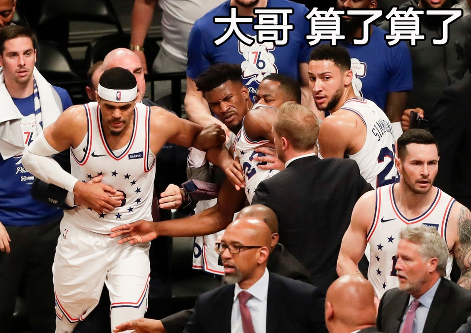 NBA版劝架表情包！韦德看到詹姆斯那张要气疯了