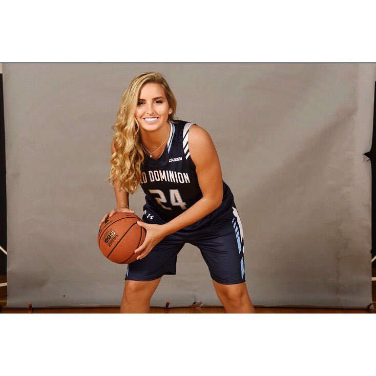 美国版赤木晴子!场上是球霸场下是学霸 身材颜值都犯规