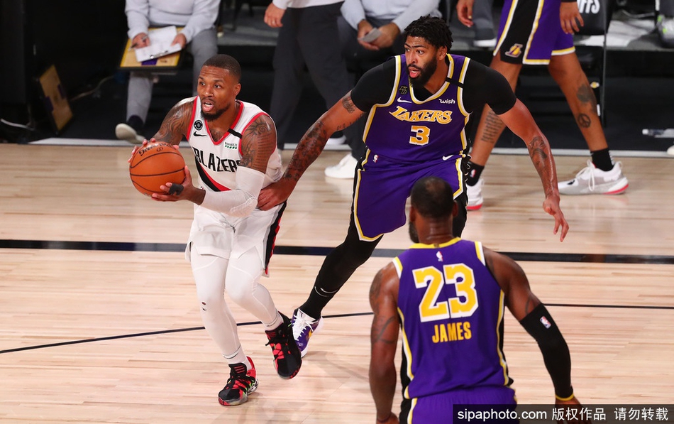 [NBA季后赛]湖人116-108开拓者