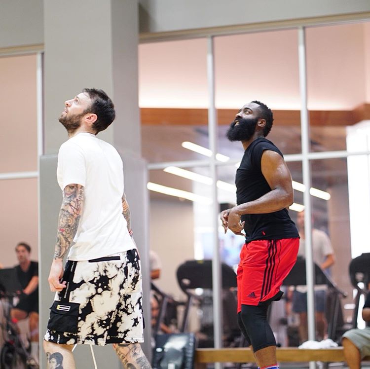 21世纪最强得分手背后的男人！他曾集齐风尘四侠+雷霆三少