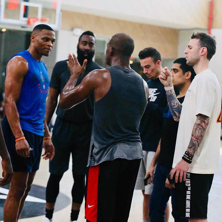 21世纪最强得分手背后的男人！他曾集齐风尘四侠+雷霆三少