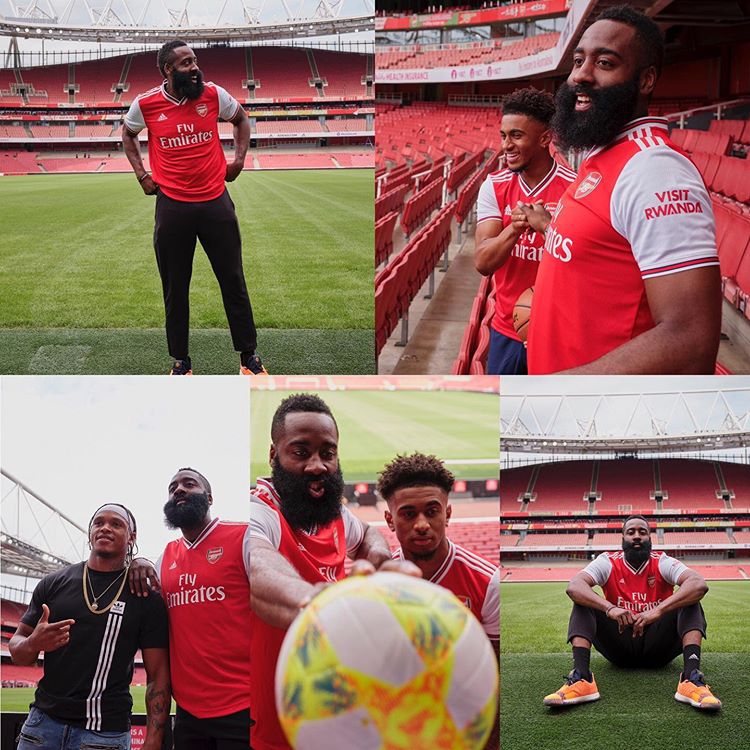 脱了！哈登终于把衣服脱了！再不脱火蜜就要哭了