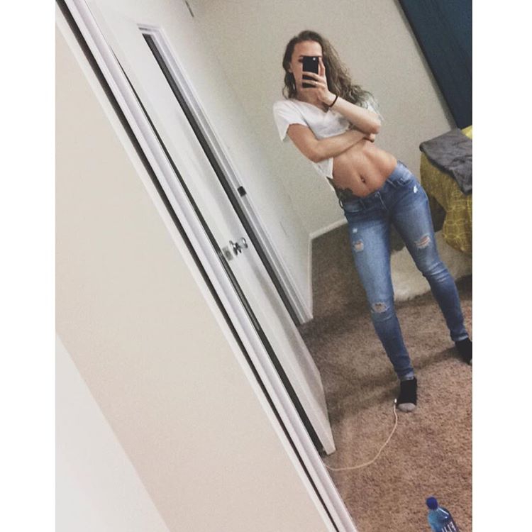 曝汤神跟女友交往期间出轨长达半年！偷情聊天记录被曝光