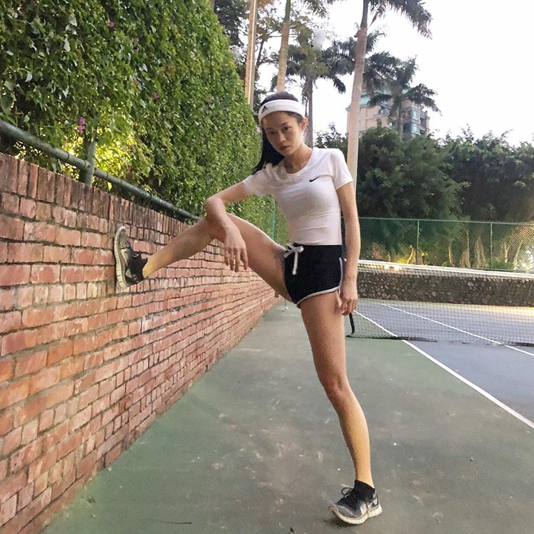 不靠美白滤镜!宝岛萌妹子喜欢杜兰特 身材超棒的运动女神