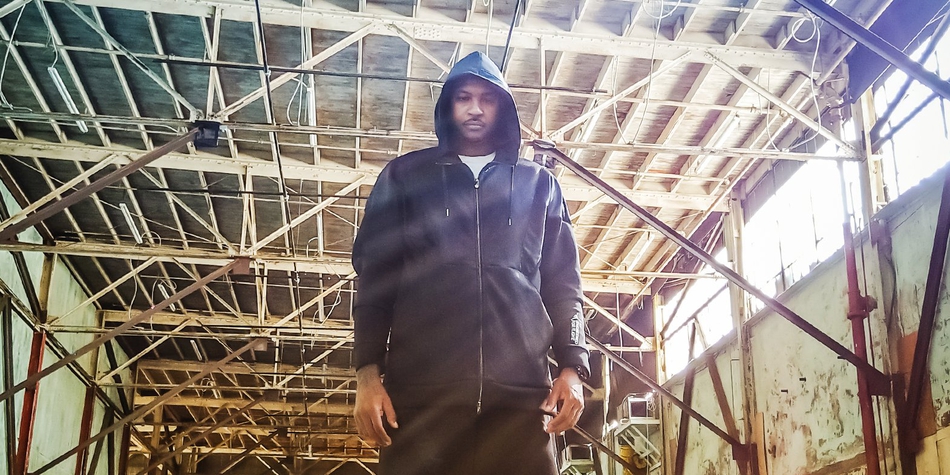 安东尼打不上球很悲惨？他现在的生活能让99%的男人流口水！