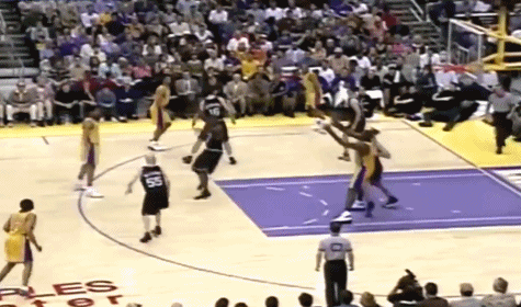 44+21+7！1V5！回顾奥尼尔把对手打出心理阴影的一场比赛