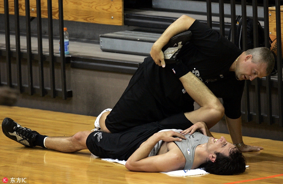 28、他超越常人的柔韧性