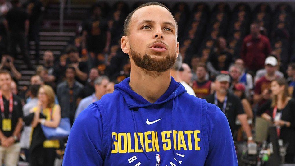 2、斯蒂芬-库里 2150万