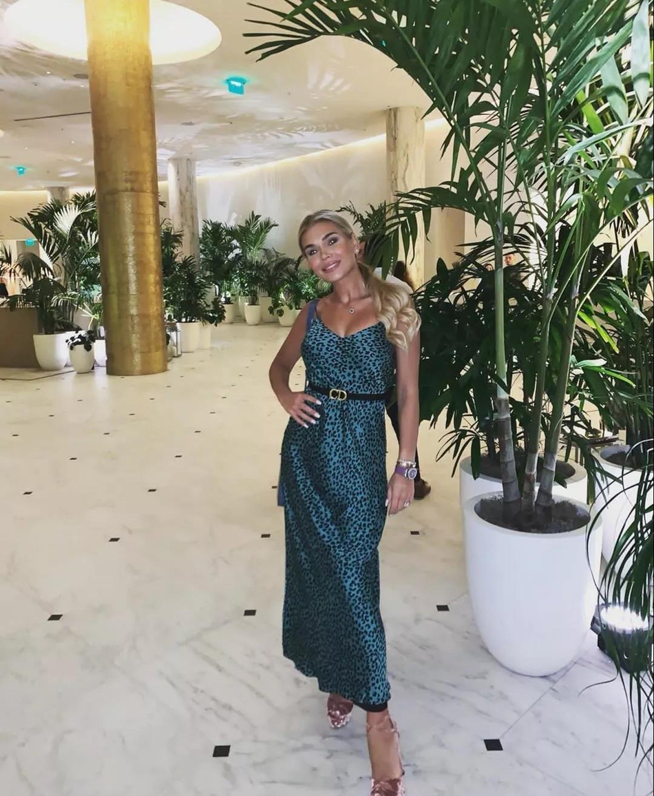 6年！白嫩鲜肉变大胡子糙汉 他媳妇却留住了青春容颜和S+身材