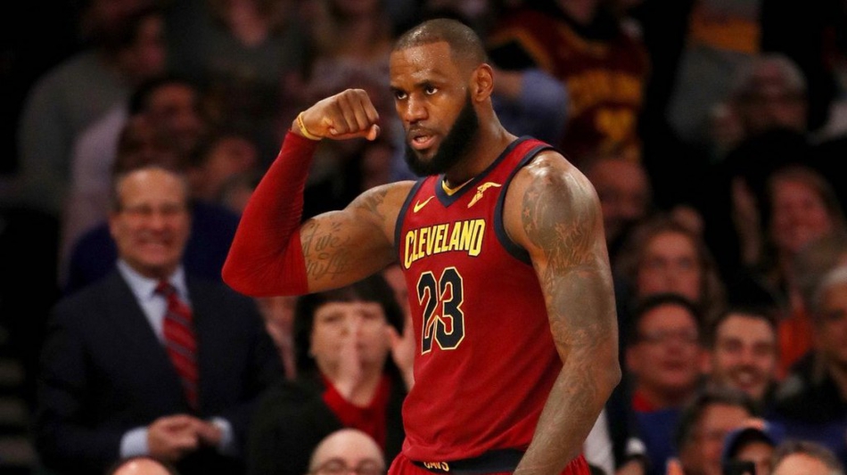 5、2014年，勒布朗-詹姆斯与克里夫兰骑士签约