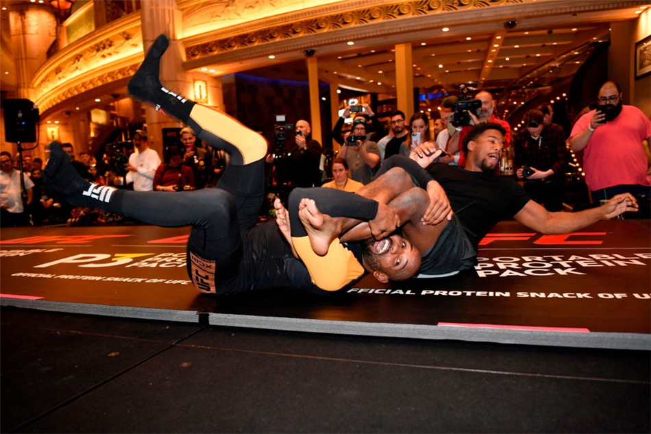 UFC248赛前公开训练集锦 张伟丽蓄势待发