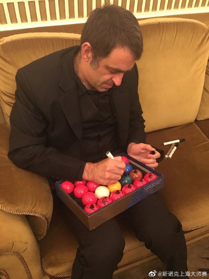 奥沙利文丁俊晖一起参加活动