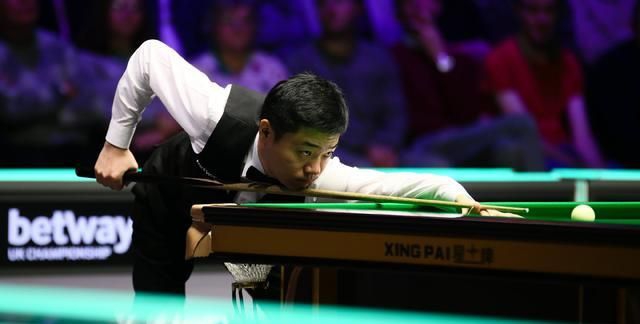 英锦赛丁俊晖6-2梁文博进四强