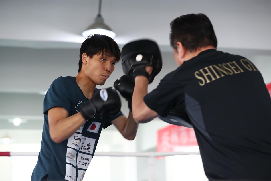 徐灿与久保隼进行赛前公开训练