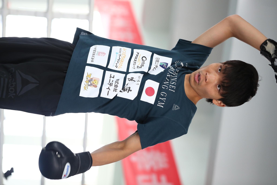 徐灿与久保隼进行赛前公开训练