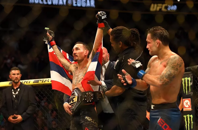 ufc霍洛威羽量级14连胜