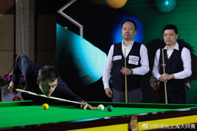 奥沙利文丁俊晖一起参加活动